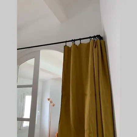 Le Zola Solaire דירה